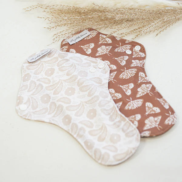 Serviettes hygiéniques avec points de silicone - Papillon - La Petite Ourse