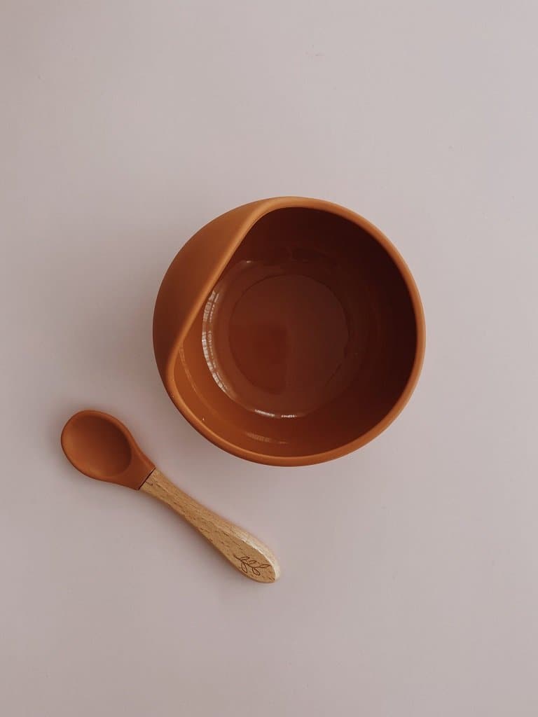 Ensemble de bol et cuillère en silicone - Pois & Moi - Papaye